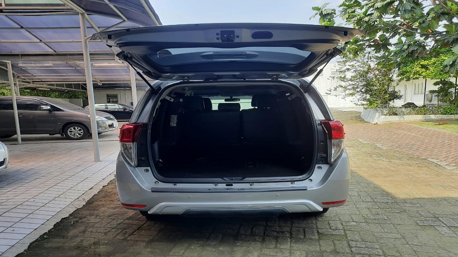 TOYOTA INNOVA 2.4 G AT 2018